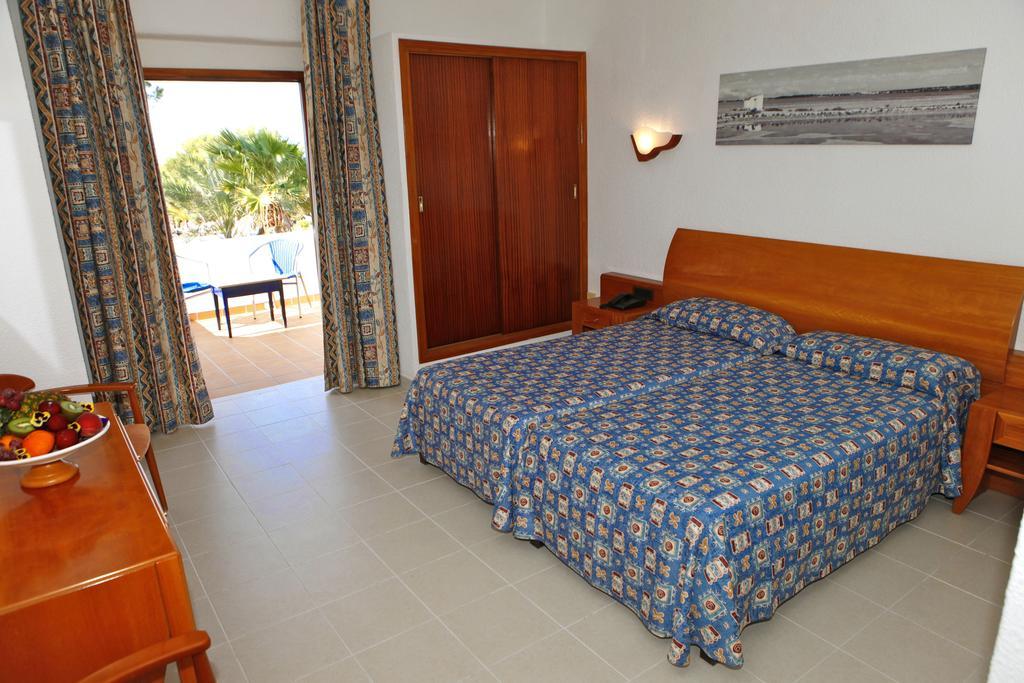 Hotel Ca Mari Playa Migjorn Room photo